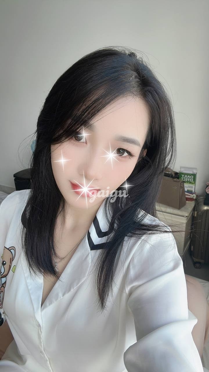 Gái xinh Nhã Đoan_ Gương mặt xinh xắn, nụ cười tươi, làm tình cực đã